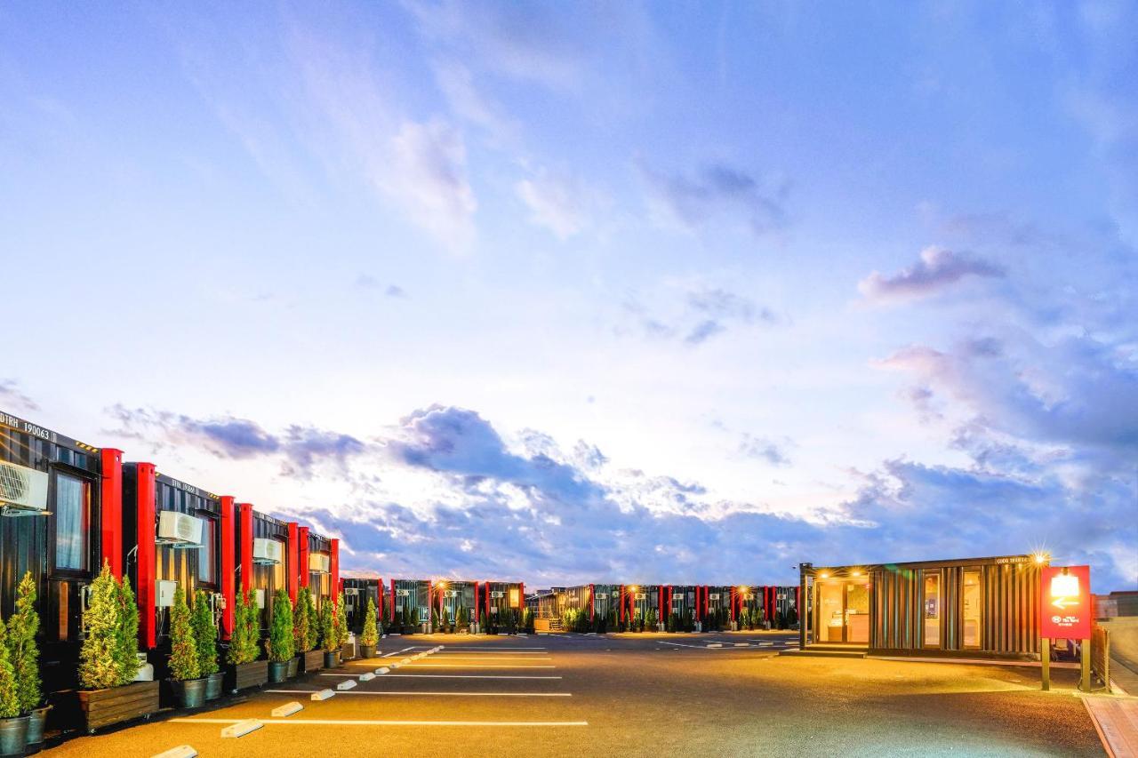 Hotel R9 The Yard Ashikagafukutomi Esterno foto